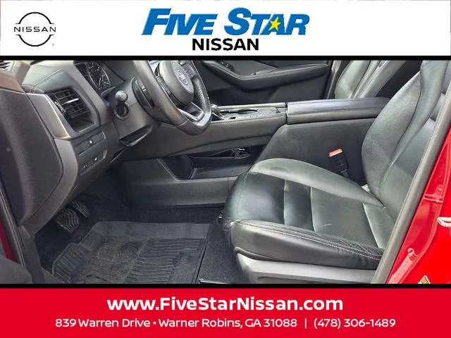 Used 2021 Red Nissan SL image 5