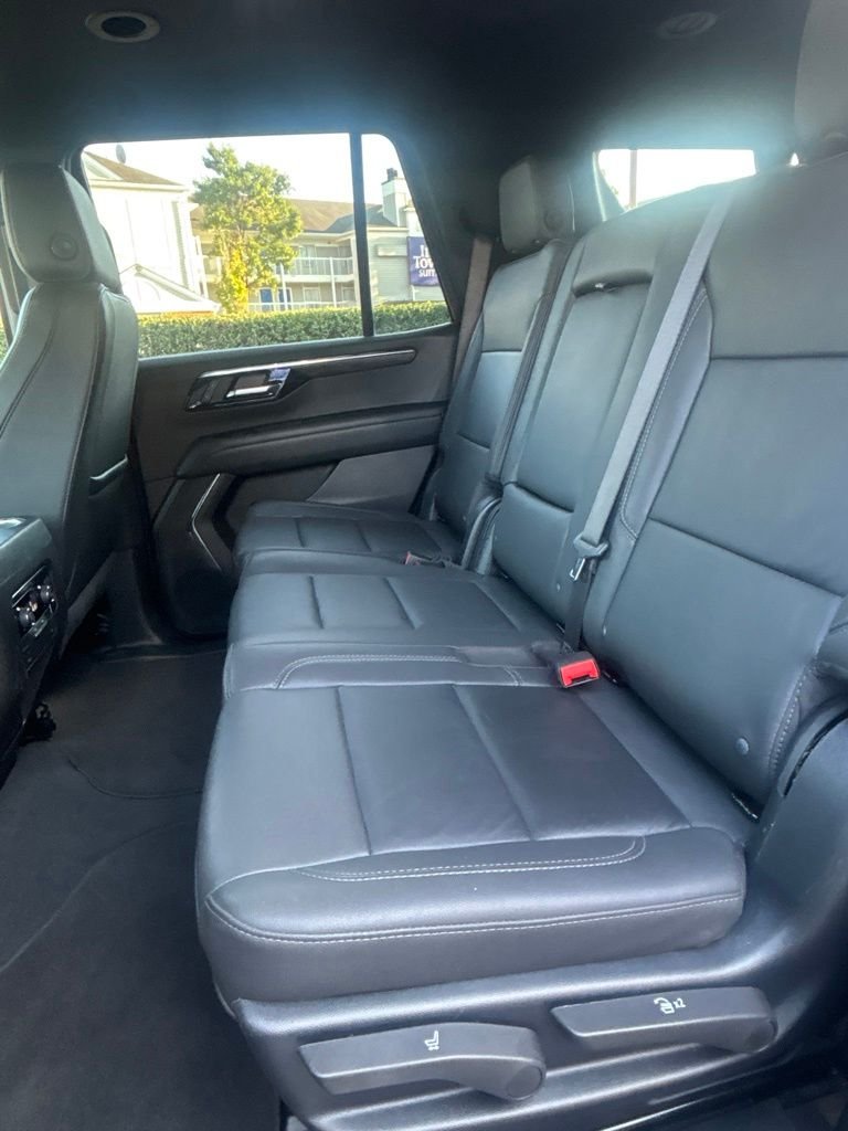 Used 2025 Gray Chevrolet LT image 19