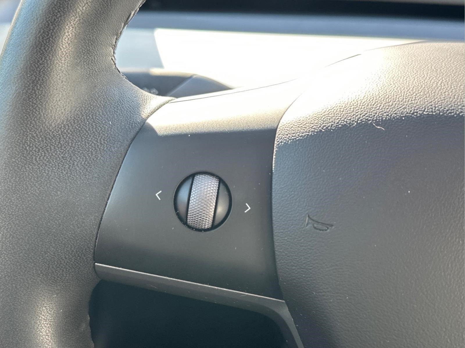 2022 Tesla Model 3 Long Range - Photo 23