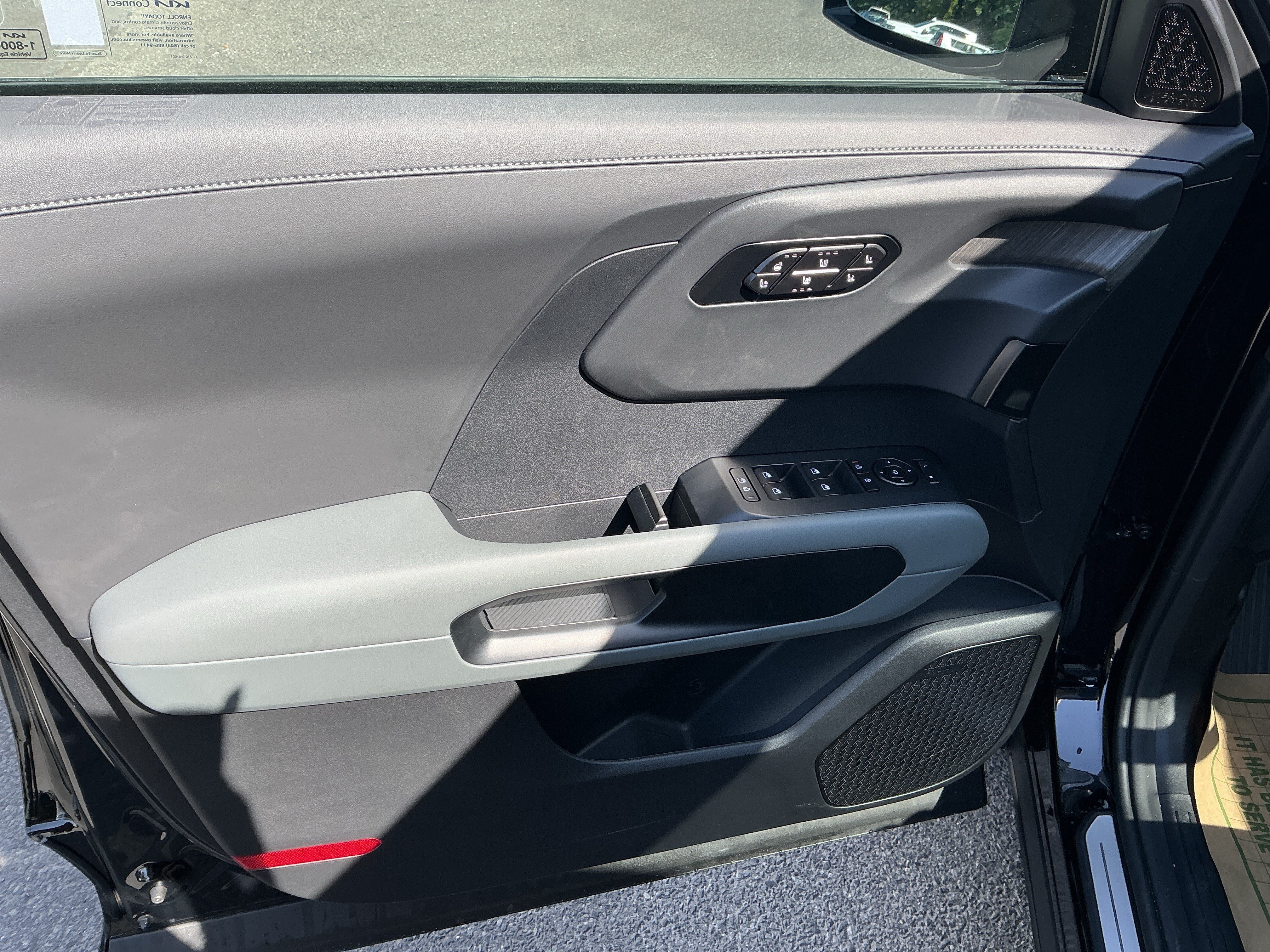 New 2027 Ebony Black Kia X-LINE SX PRESTIGE image 13