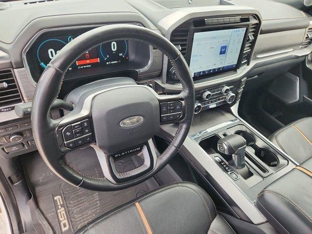 Used 2021  Ford XL image 10