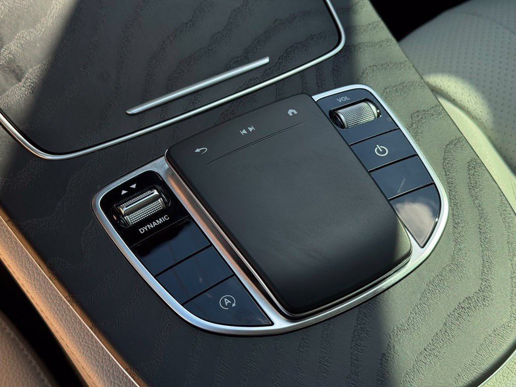 2022 Mercedes-Benz E-Class E350 - Photo 38