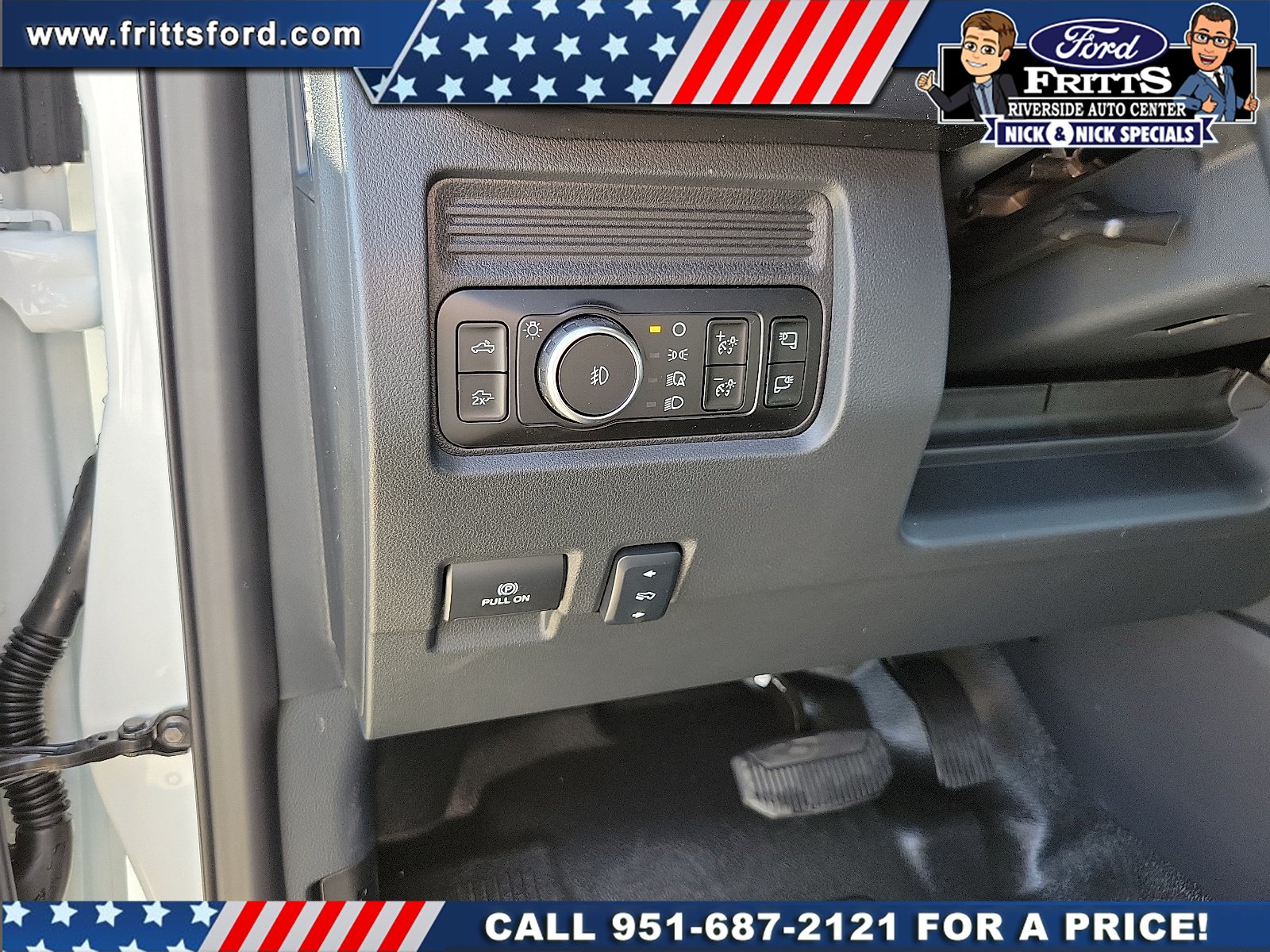 New 2026 Star White Metallic Tri-Coat Ford F-350® Lariat® image 14