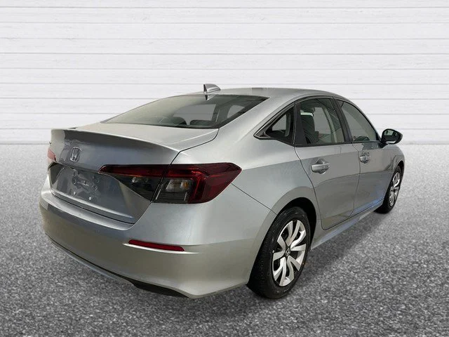 New 2026 Solar Silver Metallic Honda LX image 6