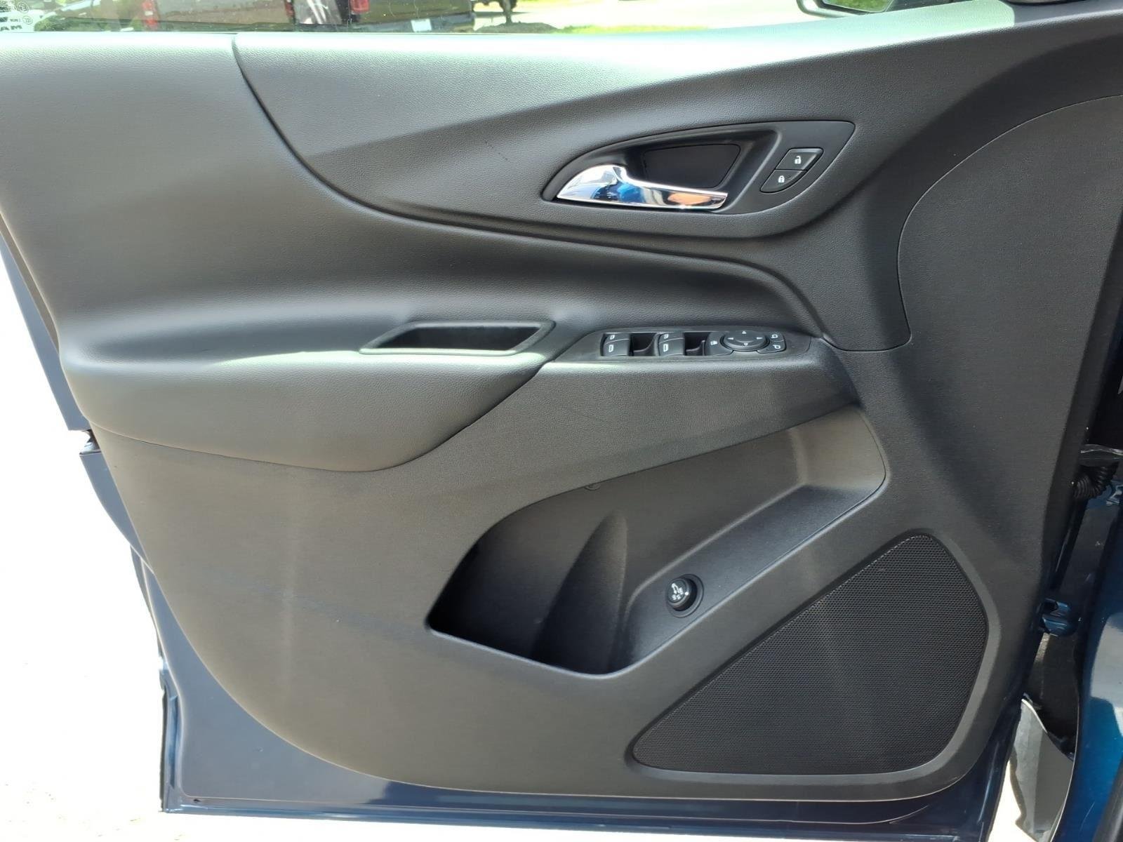 Used 2020 Pacific Blue Metallic Chevrolet LT image 29