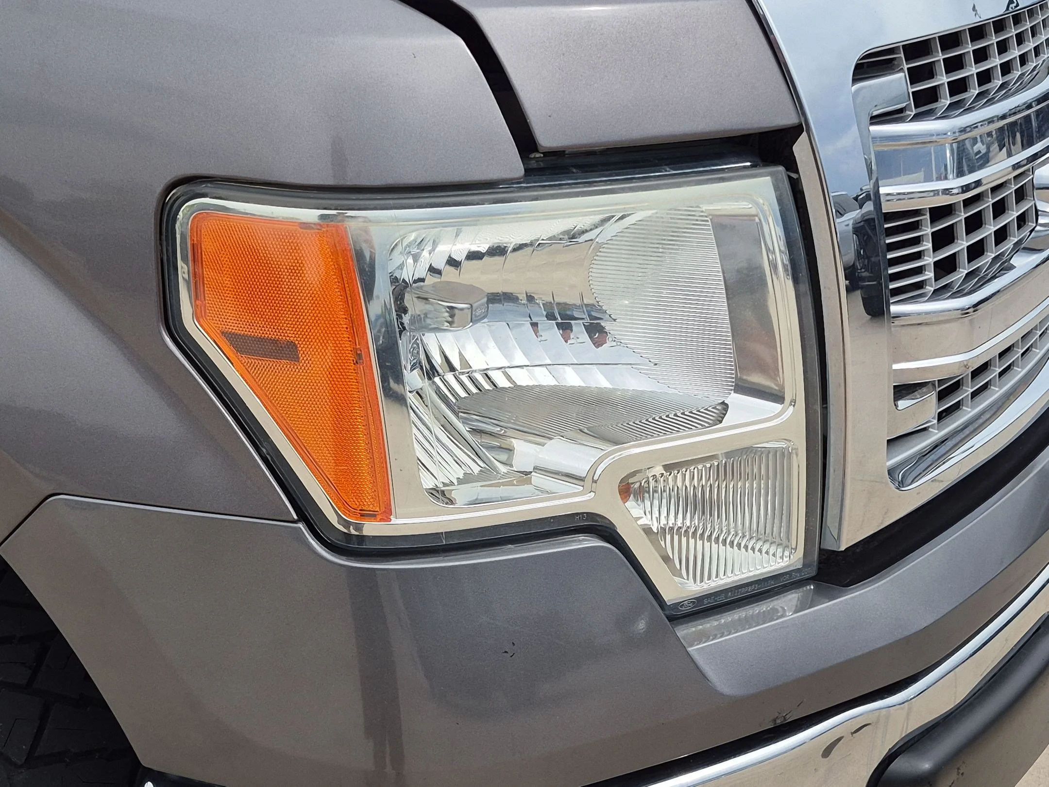 Used 2014 Sterling Gray Metallic Ford XLT image 10