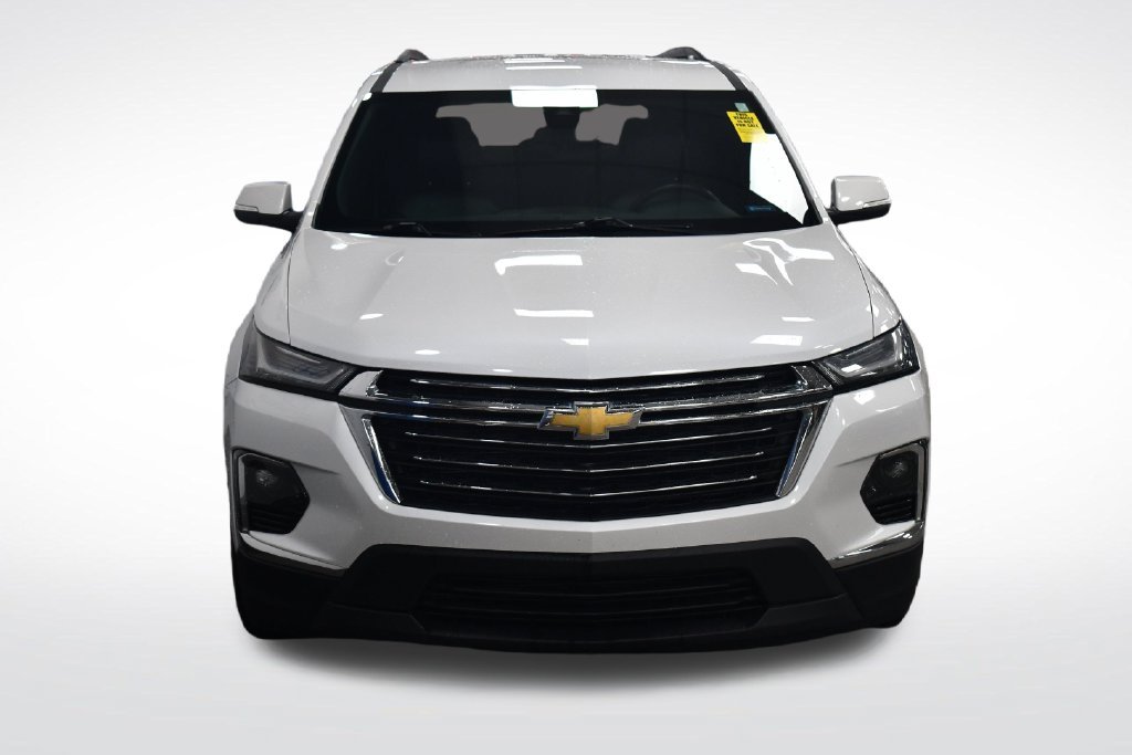 Used 2023 Summit White Chevrolet LT image 2