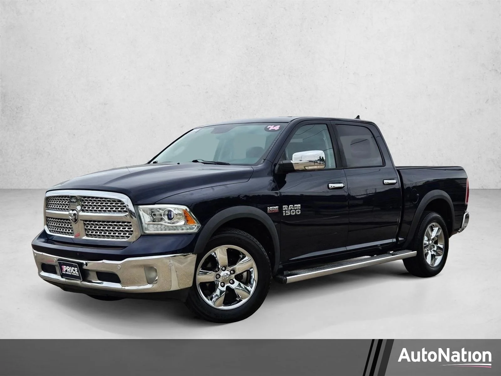 2014 RAM 1500 Laramie Crew Cab's photo