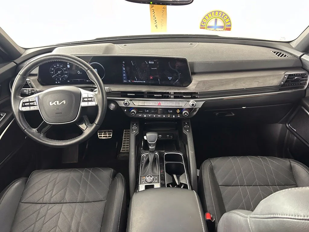 Used 2024 Gray Kia SX X-Line image 4