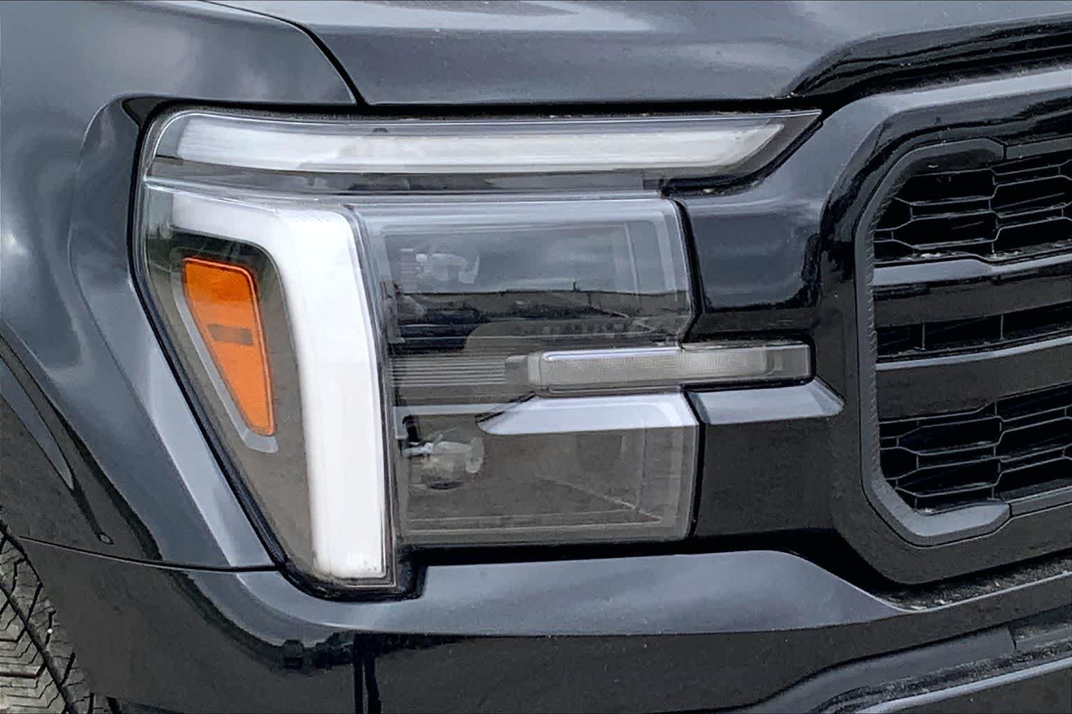 New 2026 Agate Black Metallic Ford Lariat® image 10