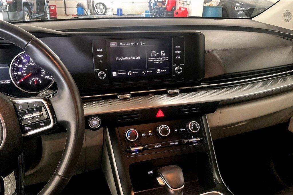 2024 KIA CARNIVAL - Image 4