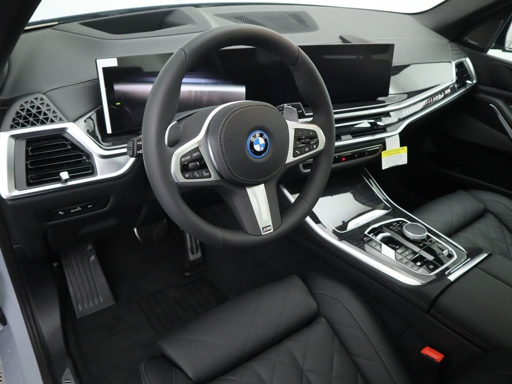 Used 2026 Gray Metallic BMW xDrive50e image 9