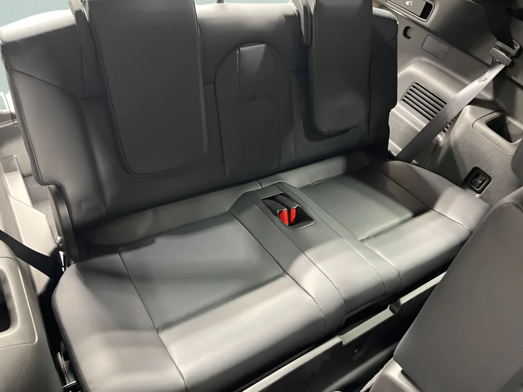 New 2026 Graphite Gray Mitsubishi SEL image 36