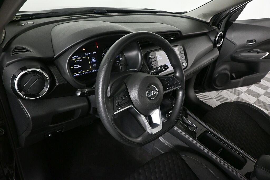 Used 2021 Nissan Kicks SV with VIN 3N1CP5CV2ML468661 for sale in Union City, GA