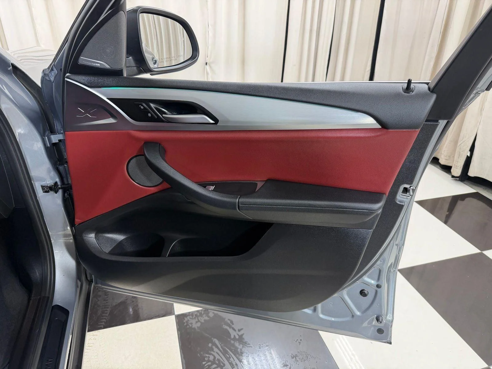 Used 2023 Skyscraper Gray Metallic BMW xDrive30i image 25