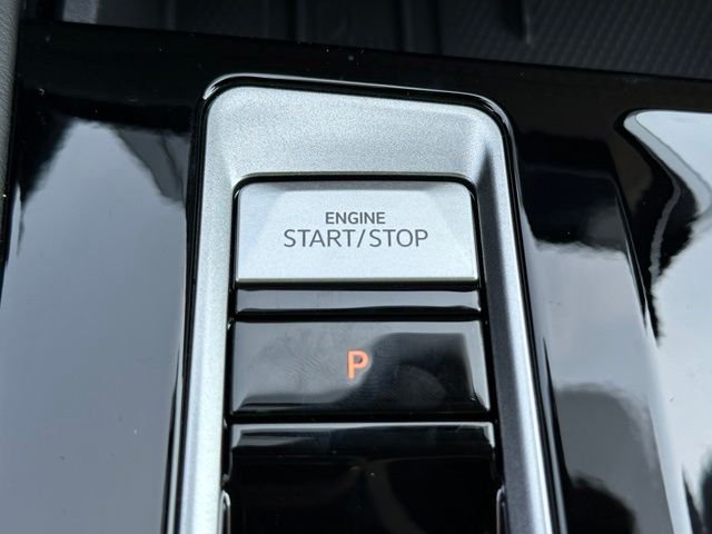 New 2026 Avocado Green Pearl Volkswagen 2.0T SEL Premium R-Line image 33