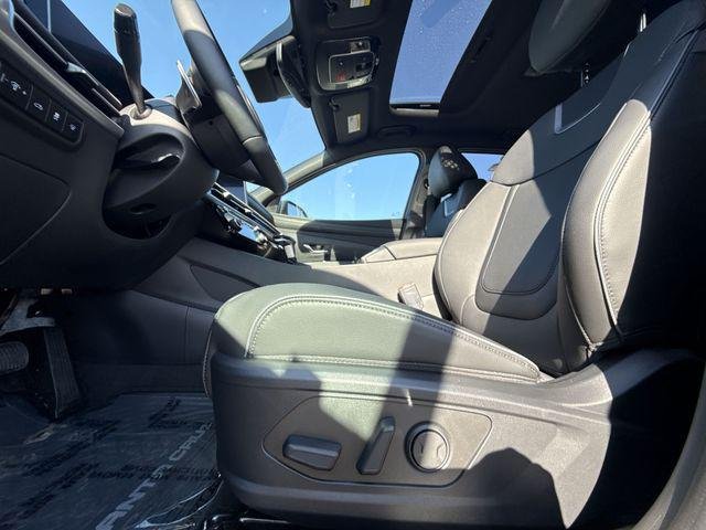 2025 Hyundai Santa Cruz Limited - Photo 12