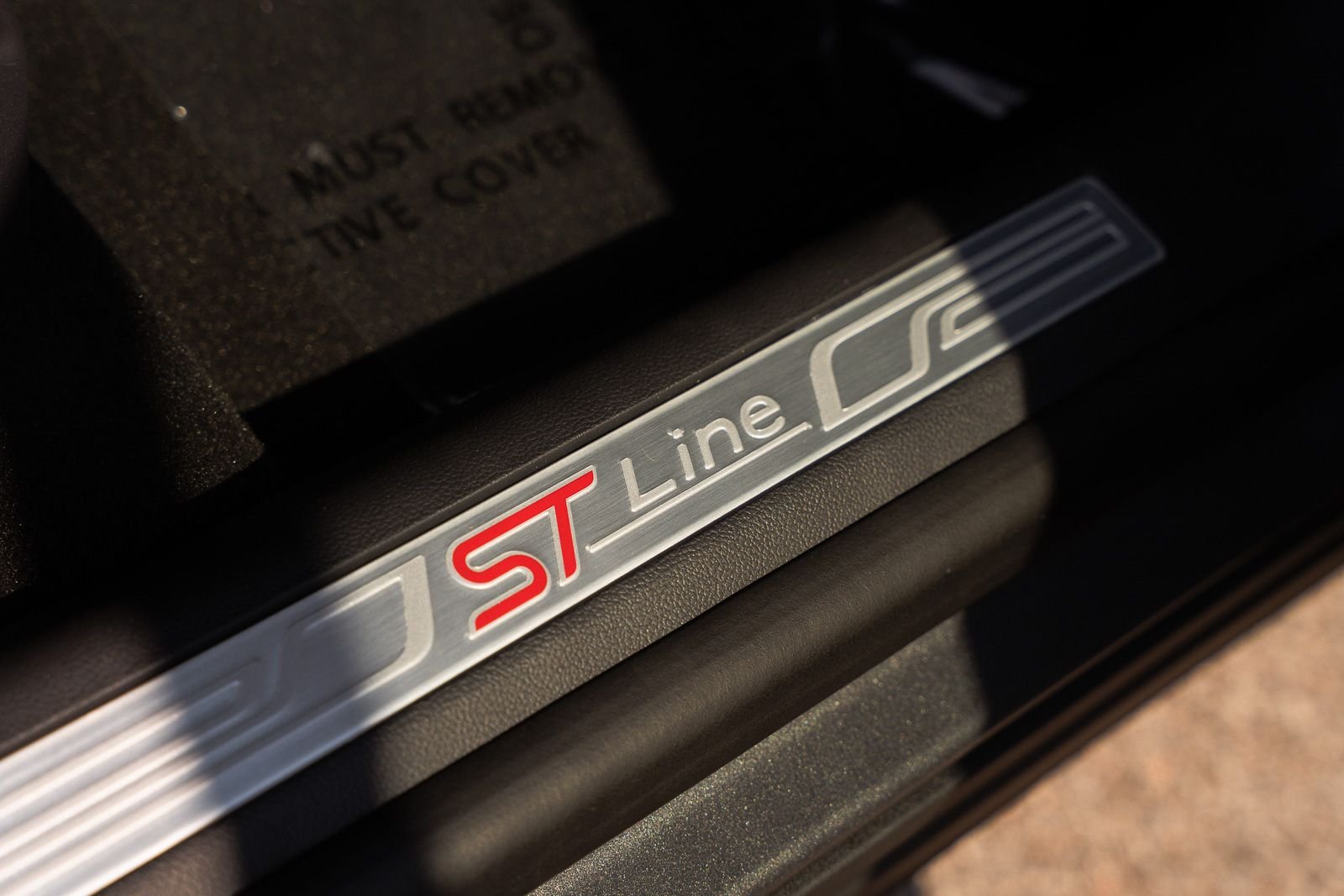 New 2026 Carbonized Gray Metallic Ford ST-Line image 13