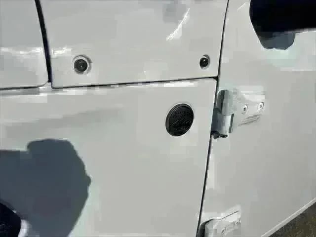 New 2025 Bright White Clearcoat Jeep Sport S image 19