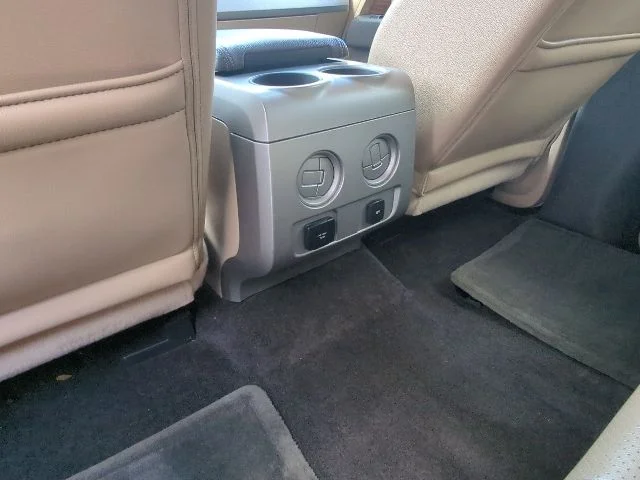 Used 2014 Blue Ford Lariat image 28