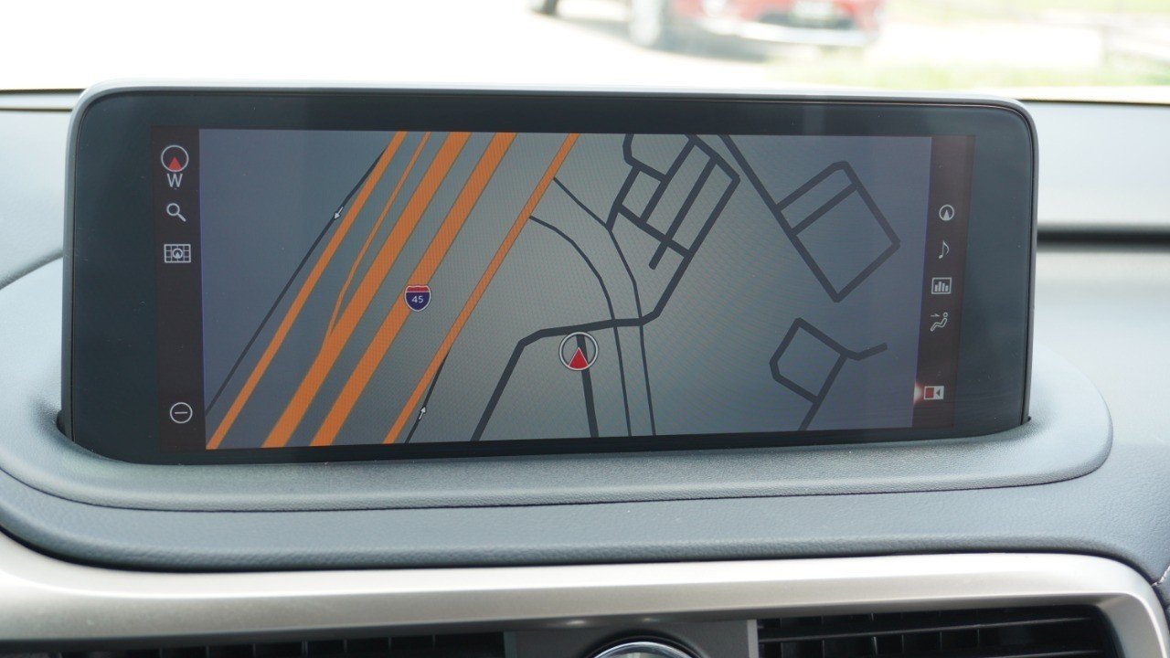 Used 2022 White Lexus RX 350 image 17