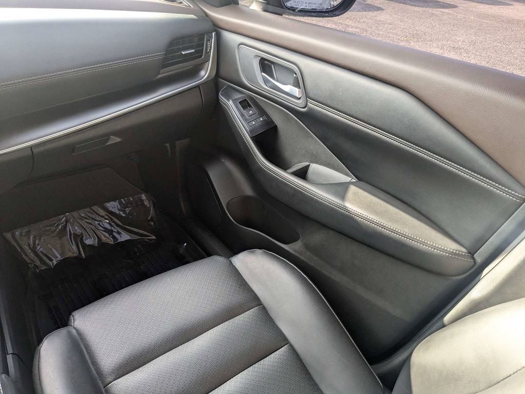 Used 2023 Silver Nissan SV image 18