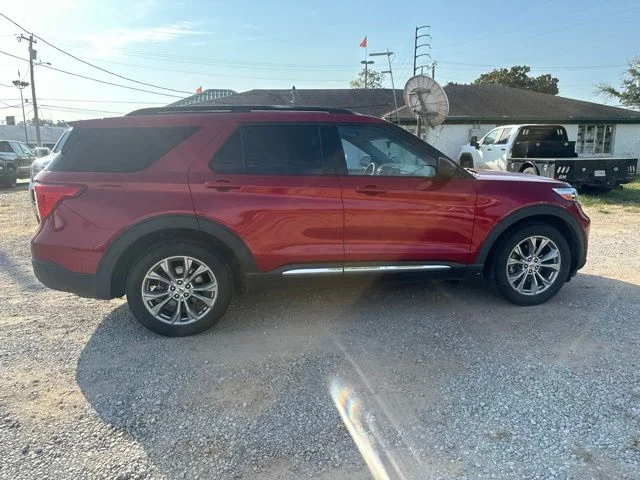 Used 2021 Red Ford XLT image 14