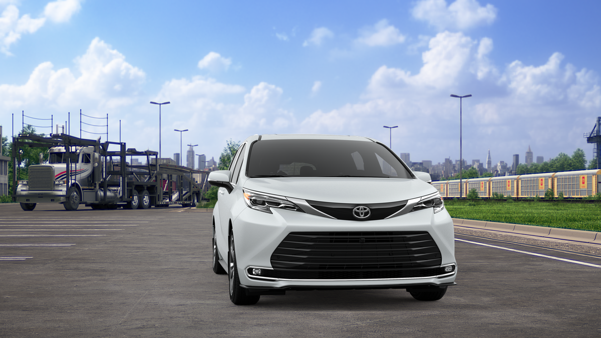 New 2026 Wind Chill Pearl Toyota Platinum image 16