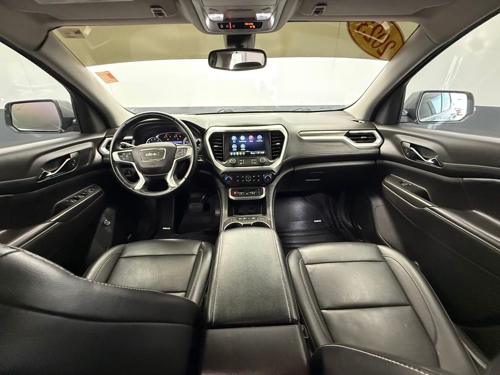 Used 2023 Silver GMC SLT image 4