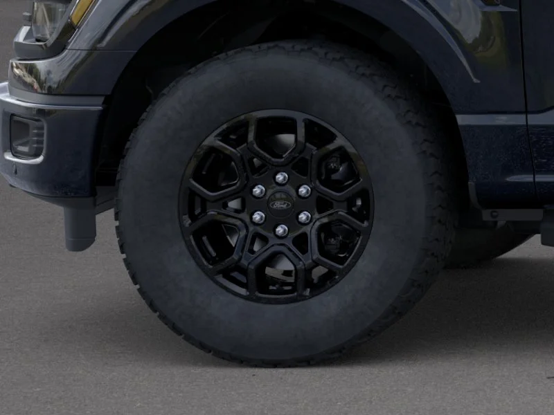 New 2026 Agate Black Metallic Ford XLT image 19