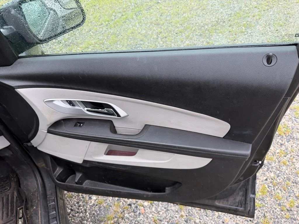 Used 2014 Gray Chevrolet LS image 17