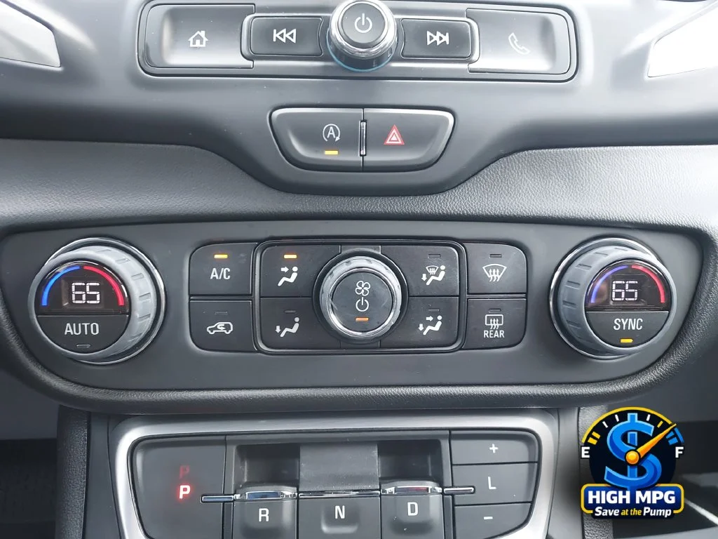Used 2023 Silver GMC SLE image 19