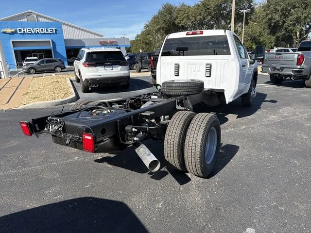 New 2026 Summit White GMC Pro image 4