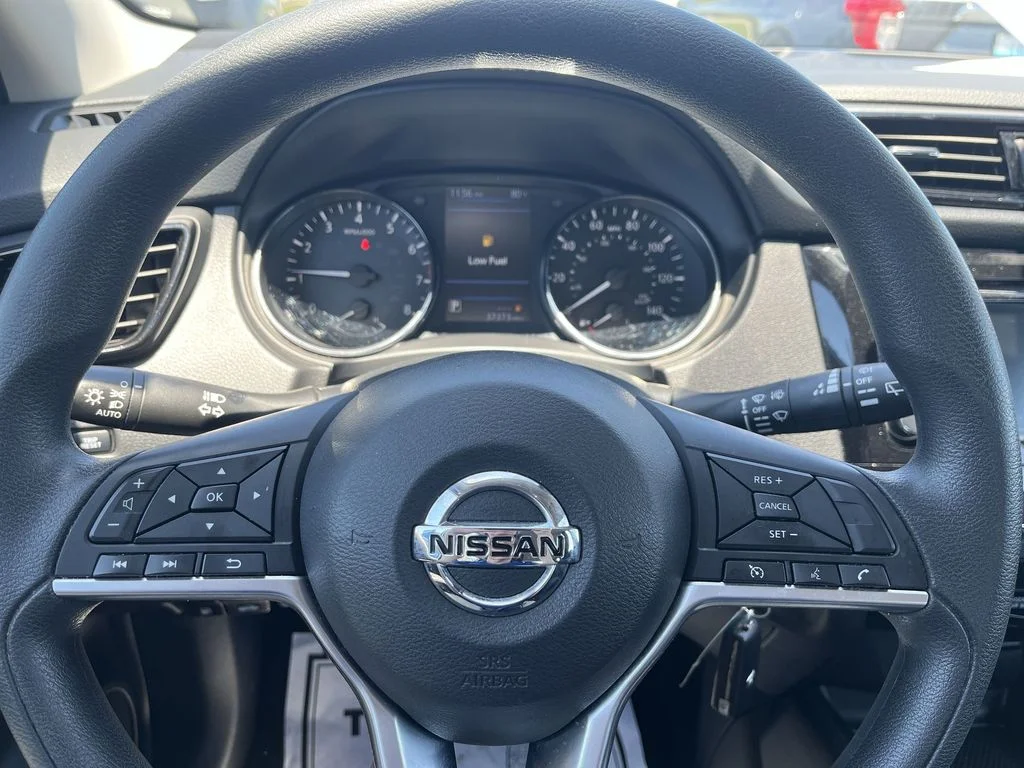 Used 2022 White Nissan S image 14