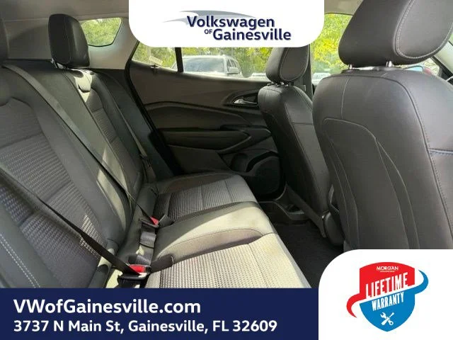 Used 2025 Crimson Metallic Chevrolet LT image 8