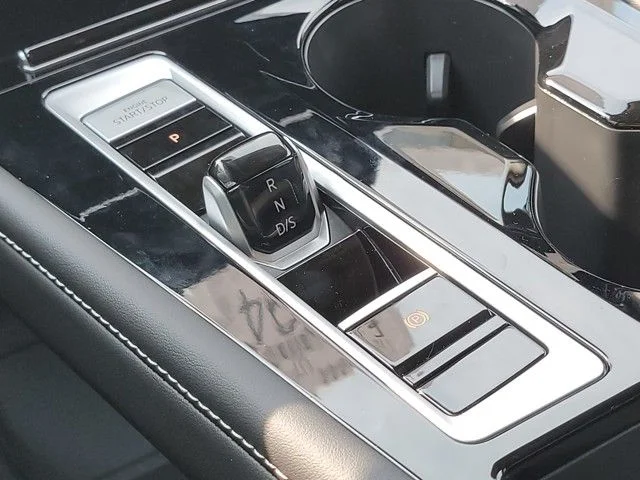 2026 Volkswagen Atlas SE w/Tech - Photo 24