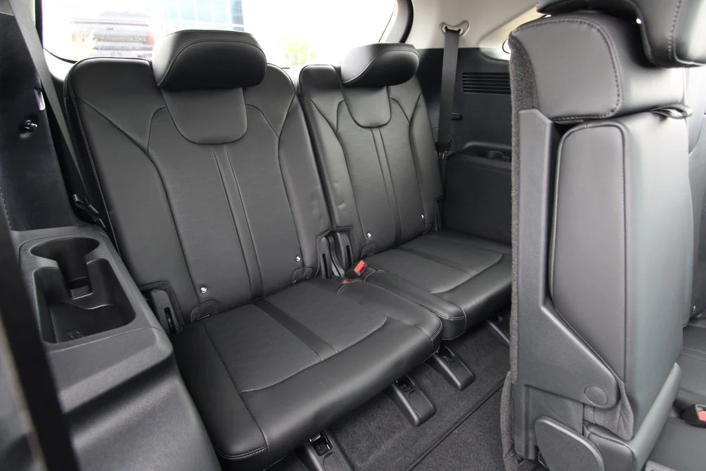 New 2026 Gray Kia S image 10