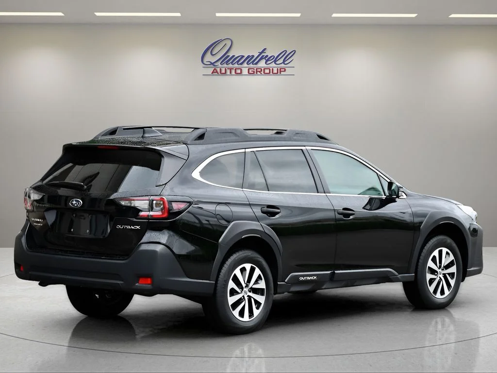Certified Used 2023 Crystal Black Silica Subaru Premium image 4