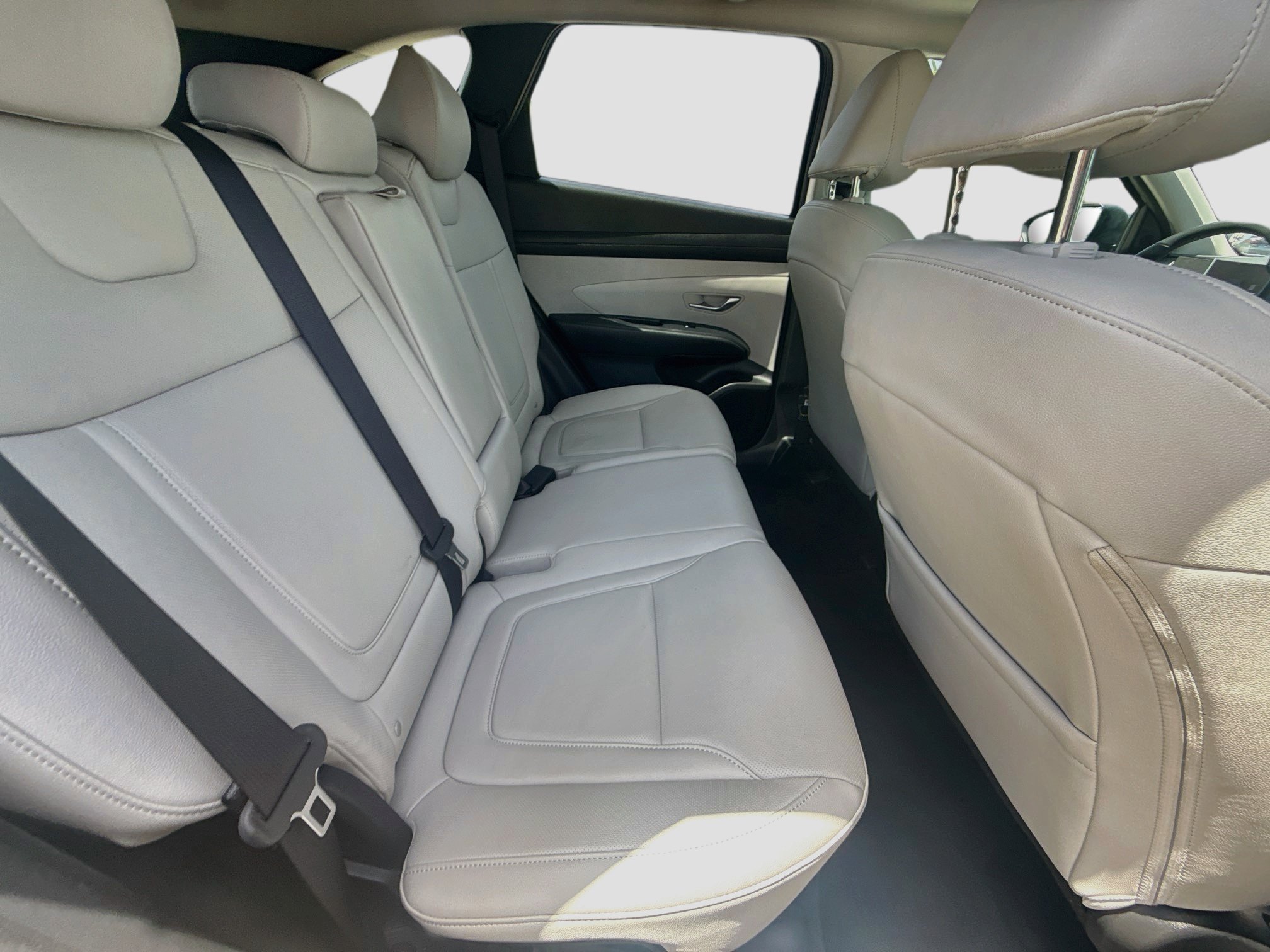Used 2025 Phantom Black Hyundai SEL Convenience image 29