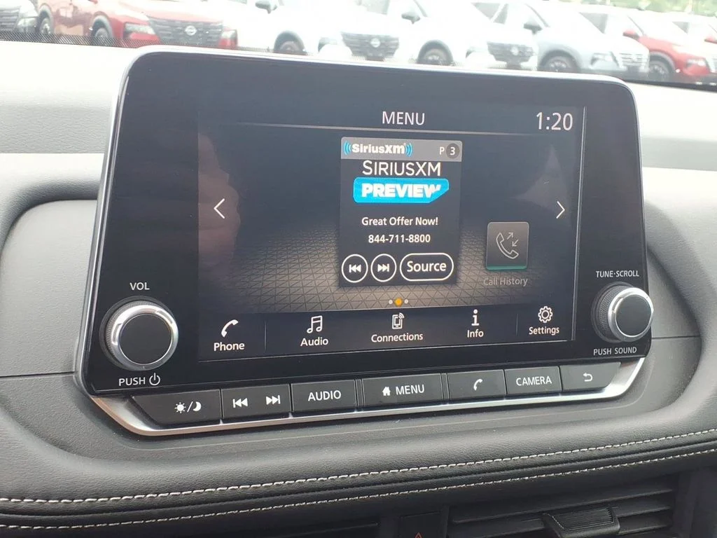 Used 2025 White Nissan S image 20