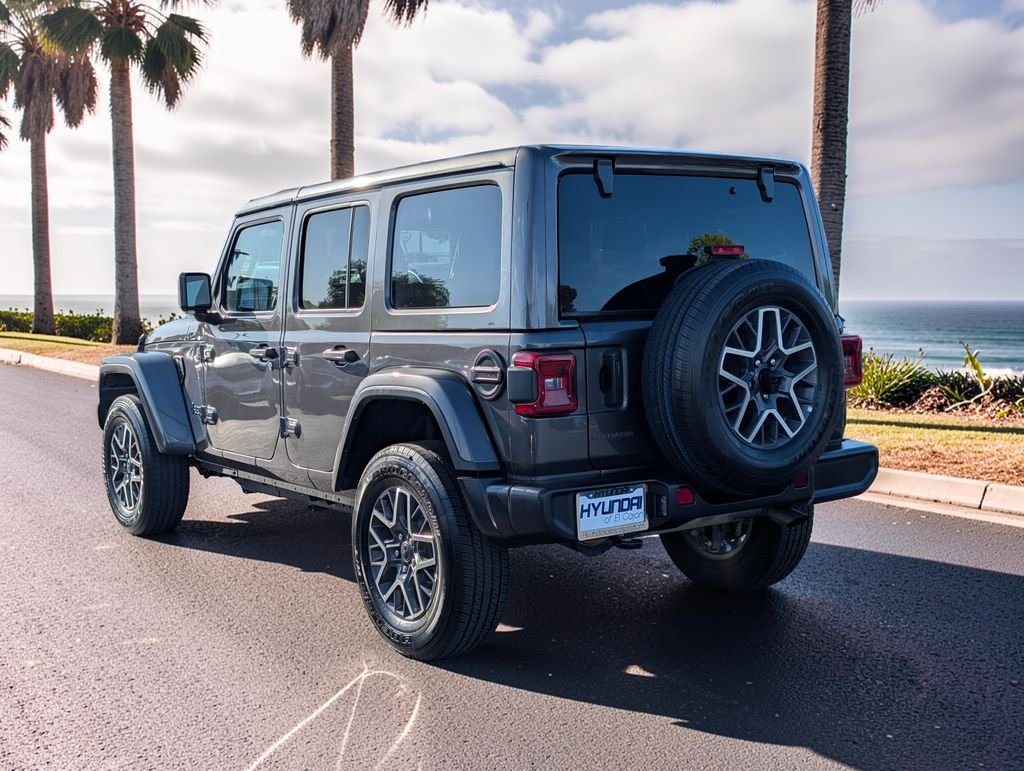 2025 Jeep Wrangler 4-Door Sahara - Photo 7
