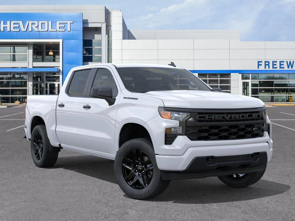 New 2026 Summit White Chevrolet Custom image 7