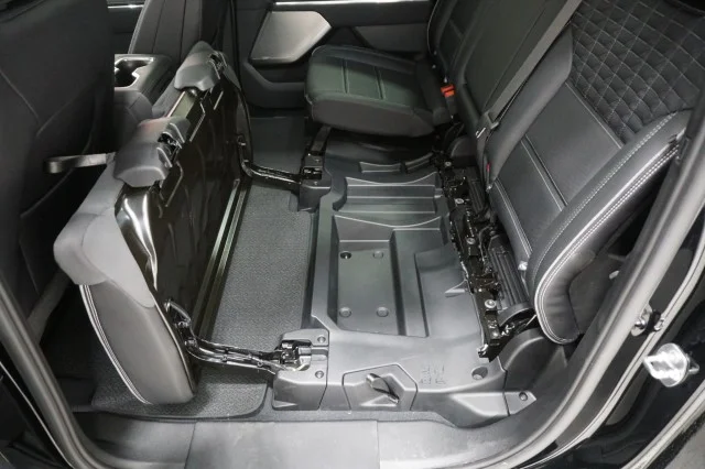 New 2025 Onyx Black GMC Max Range Denali image 33
