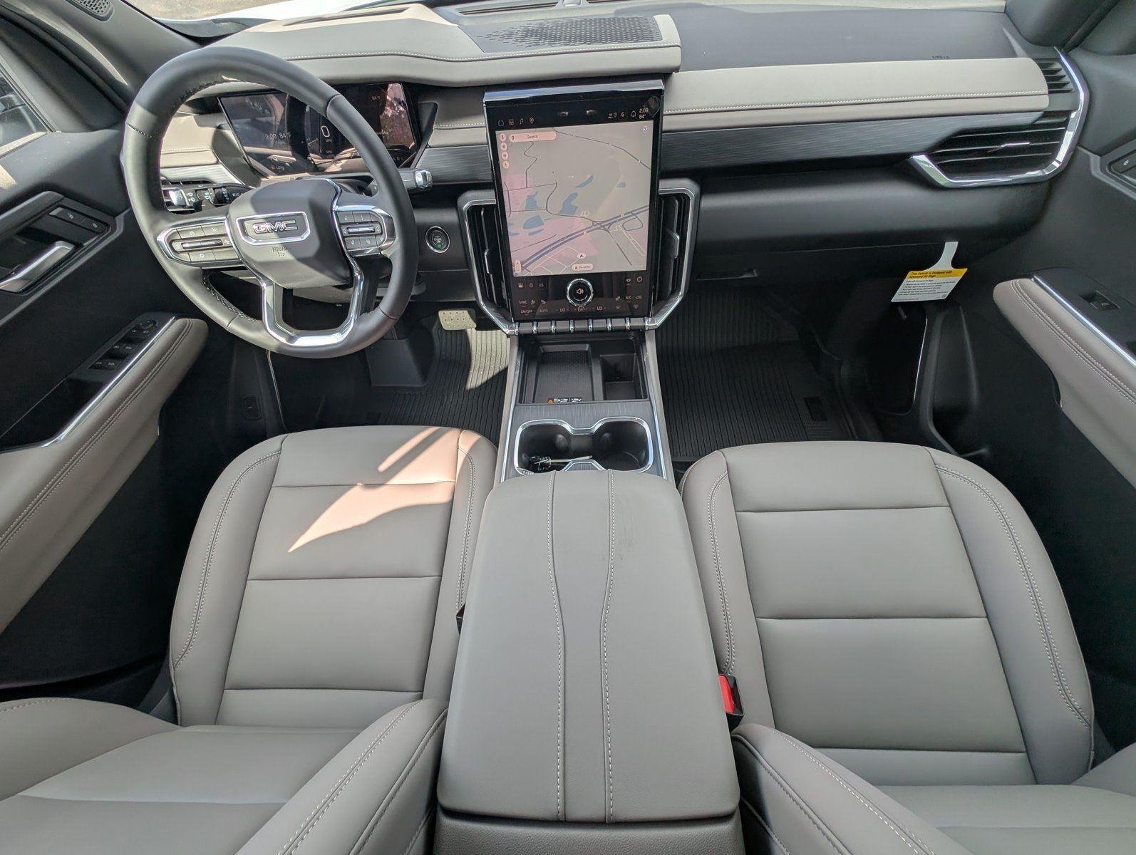 New 2026 Glacier White Tricoat GMC Elevation image 30
