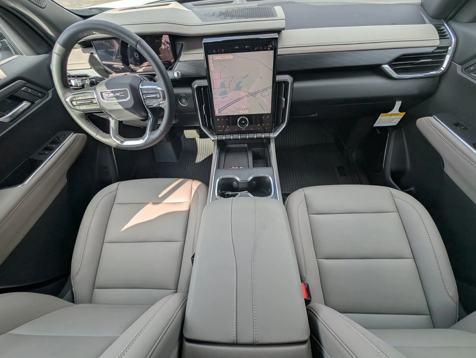 New 2026 Glacier White Tricoat GMC Elevation image 30