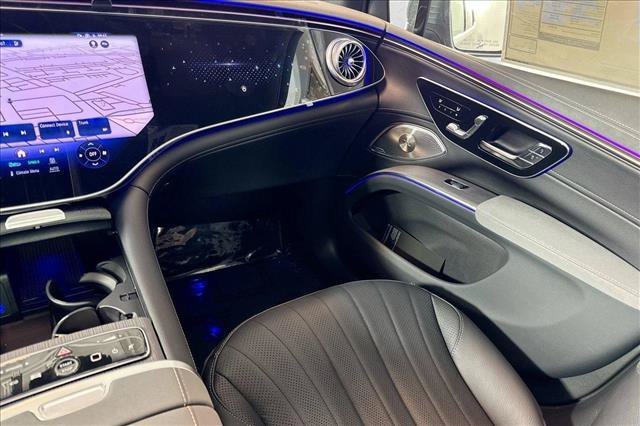 New 2026 Selenite Grey Metallic Mercedes-Benz EQS 400 image 50