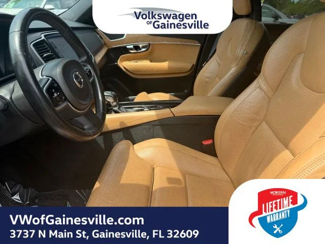 Used 2018 Onyx Black Metallic Volvo Inscription image 22