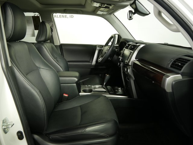 Certified Used 2022 Blizzard Pearl Toyota Limited image 16