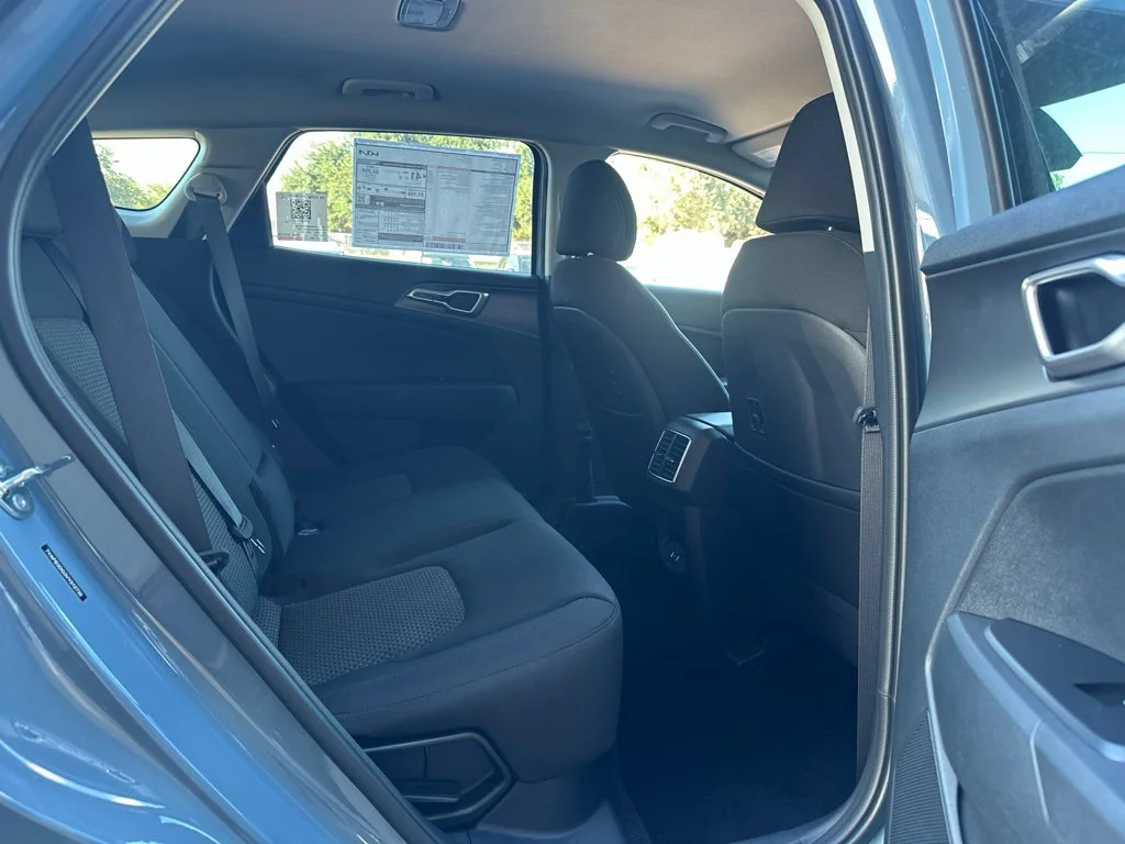 New 2027 Blue Kia S image 17
