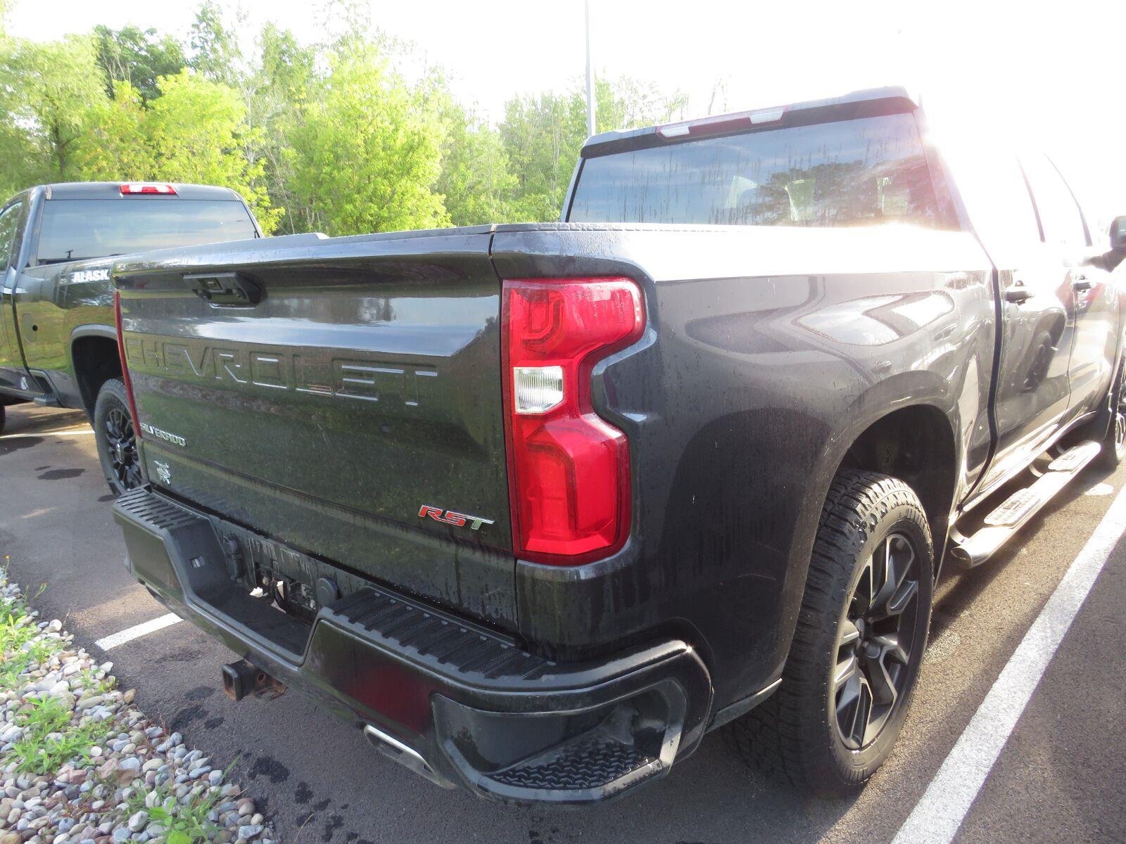 Used 2022 Dark Ash Metallic Chevrolet RST image 11